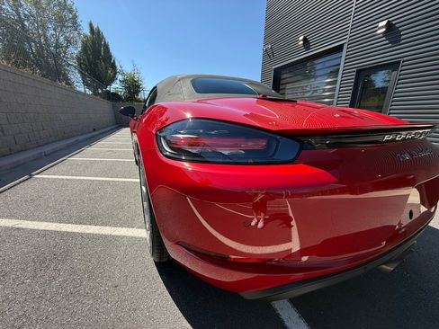 Certified 2018 Porsche 718 Boxster S image 14