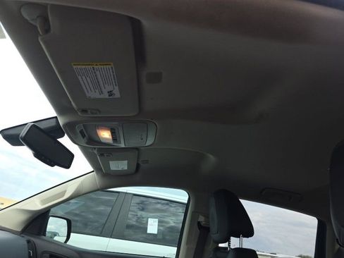 Used 2022 Chevrolet Colorado Z71 image 13