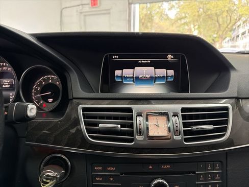 Used 2016 Mercedes-Benz E 350 E 350 image 32