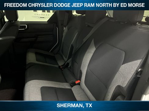 Used 2025 Ford Bronco Big Bend image 8