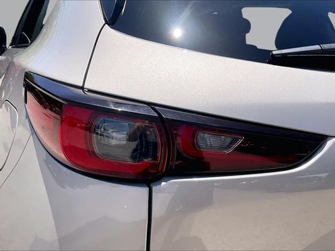 Used 2025 MAZDA CX-5 AWD 2.5 S w/ Select Package image 27