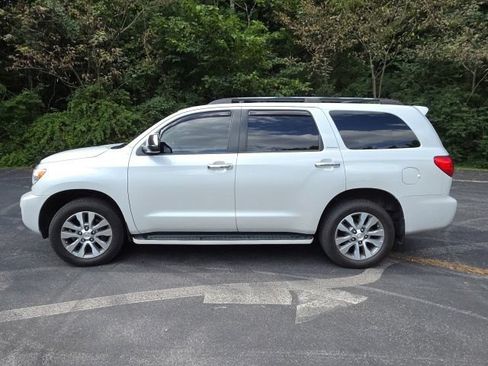 Used 2008 Toyota Sequoia Platinum AWD/4WD image 11