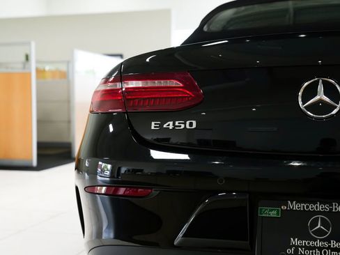 Certified 2020 Mercedes-Benz E 450 4MATIC Cabriolet image 10