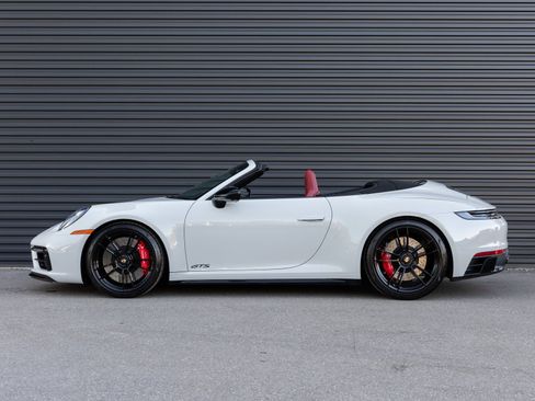 Certified 2023 Porsche 911 Carrera GTS image 2