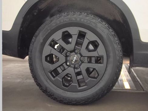 Used 2023 Honda Passport TrailSport image 11