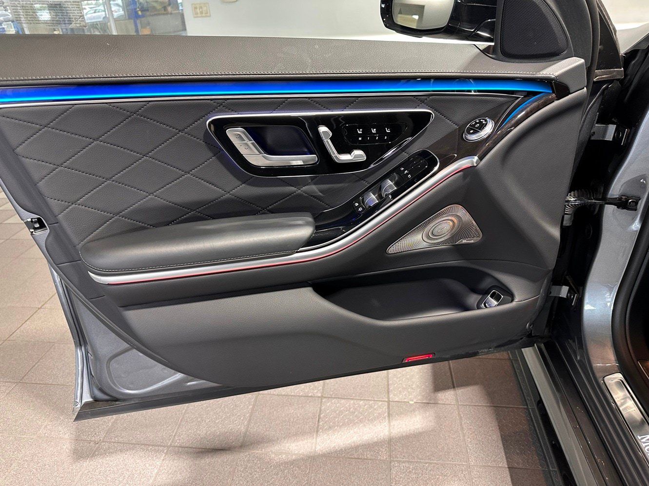 Used 2021 Mercedes-Benz S 580 4MATIC Sedan image 11
