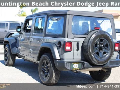 Used 2023 Jeep Wrangler Sport image 3