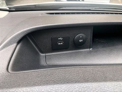 Used 2022 Ford Transit 350 DRW image 25