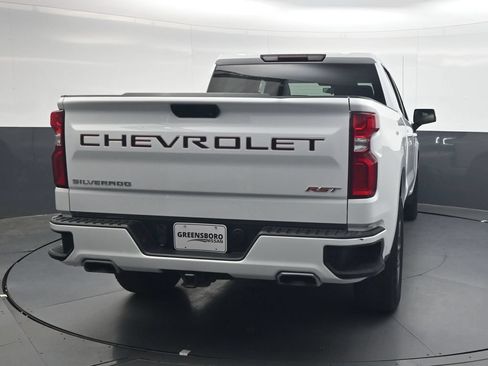Used 2022 Chevrolet Silverado 1500 RST w/ Z71 Off-Road Package AWD/4WD image 5