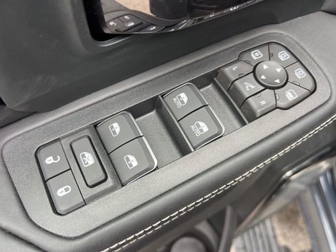 New 2026 RAM 2500 Limited image 12