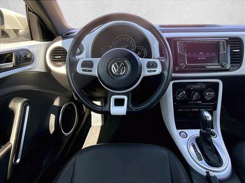 Used 2017 Volkswagen Beetle 1.8T SE FWD image 7