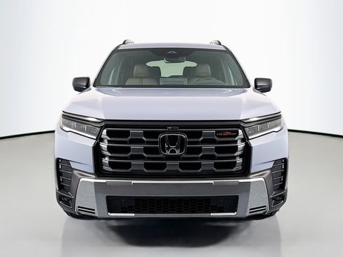 New 2026 Honda Pilot TrailSport image 2