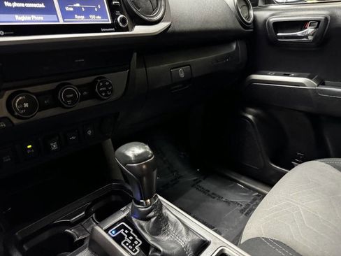 Used 2020 Toyota Tacoma TRD Sport w/ Technology Package RWD image 26
