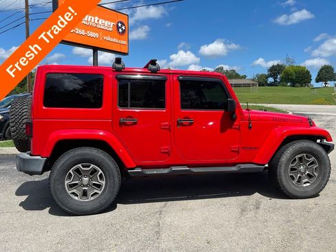 Used 2017 Jeep Wrangler Unlimited Rubicon AWD/4WD image 14