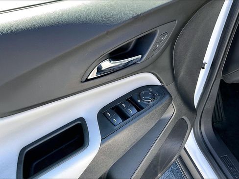 Certified 2024 Chevrolet Equinox LS w/ LS Convenience Package image 19