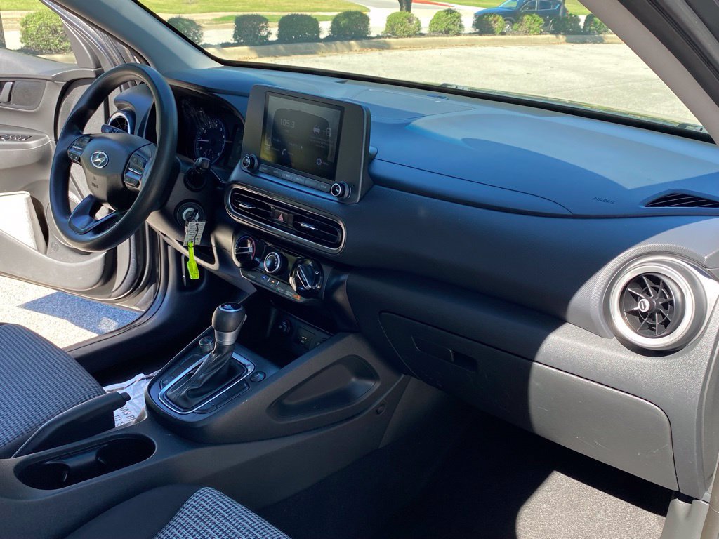 Used 2022 Hyundai Kona SE AWD/4WD image 31