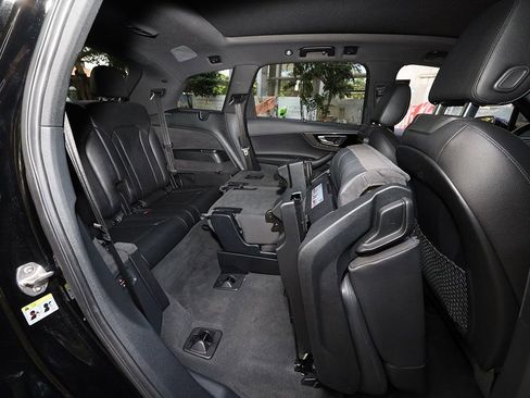 Used 2018 Audi Q7 3.0T Prestige w/ Prestige Package image 35