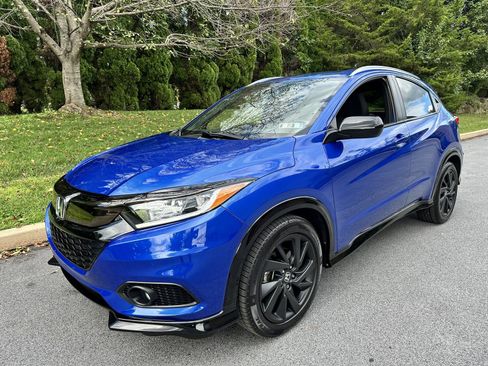 Used 2021 Honda HR-V Sport image 40