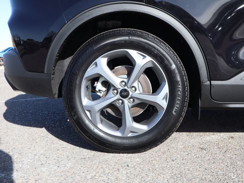 New 2025 Ford Escape ST-Line w/ Equipment Group 301A image 12