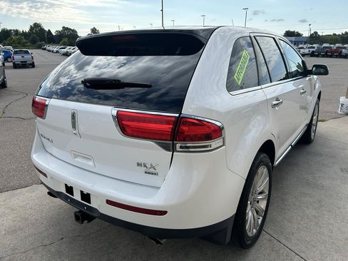 Used 2014 Lincoln MKX AWD w/ Equipment Group 101A image 5