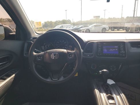 Used 2021 Honda HR-V LX image 22