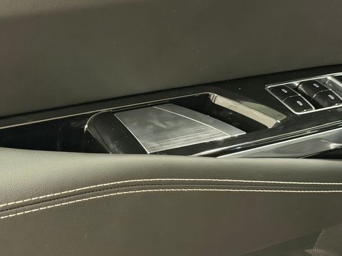 New 2026 Cadillac Escalade Platinum Sport AWD/4WD image 54