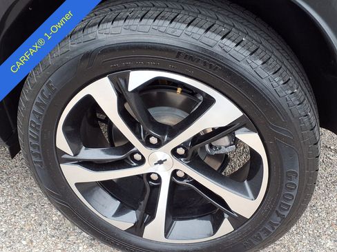 Used 2024 Chevrolet Trax RS w/ Driver Confidence Package FWD image 9