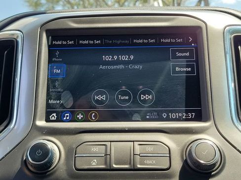 Certified 2022 Chevrolet Silverado 1500 LT RWD image 30