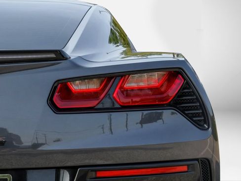 Used 2017 Chevrolet Corvette Stingray Coupe w/ Carbon Flash Badge Package RWD image 42