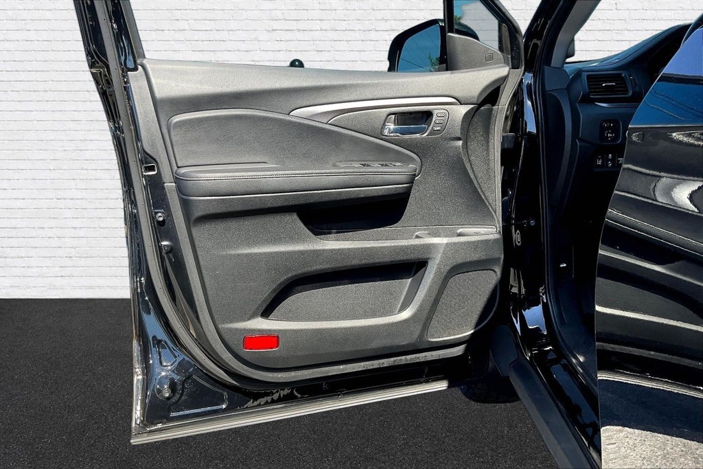 Used 2021 Honda Ridgeline RTL image 18