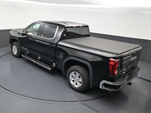 Used 2022 GMC Sierra 1500 SLE w/ Driver Alert Package I AWD/4WD image 15