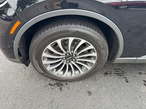 Used 2023 Lincoln Aviator Reserve w/ Equipment Group 201A image 13