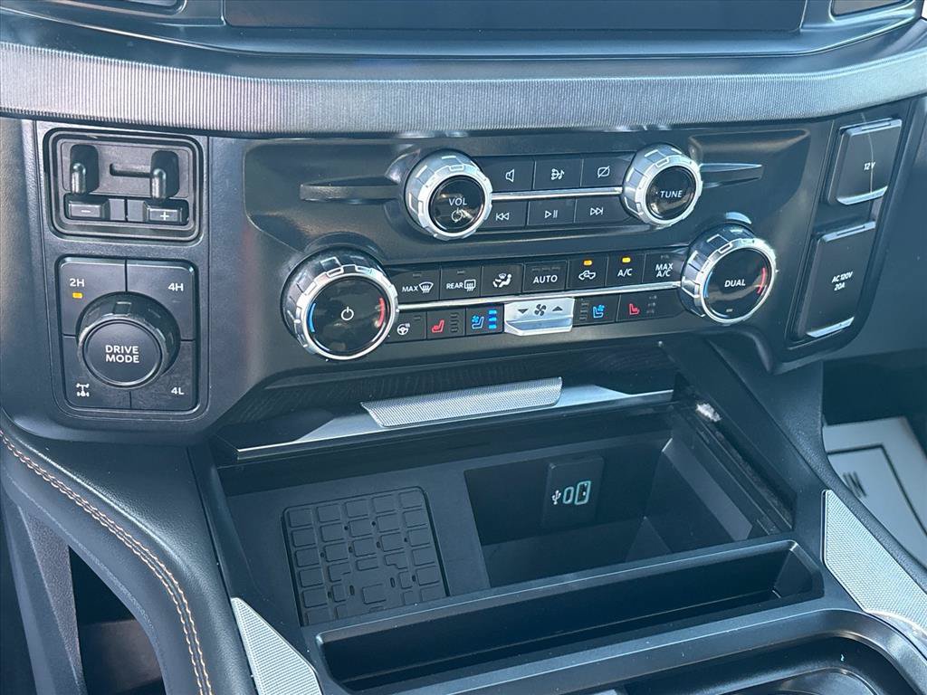 Used 2024 Ford F250 Platinum AWD/4WD image 36