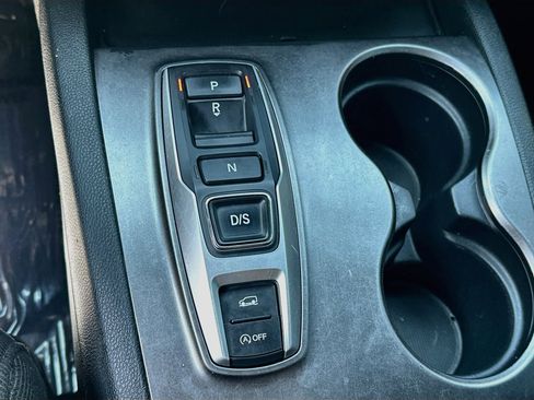 Used 2022 Honda Pilot Sport image 23