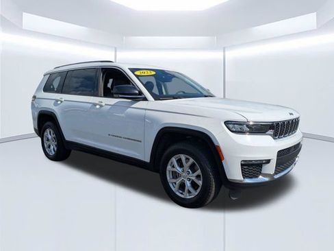 Used 2023 Jeep Grand Cherokee L Limited AWD/4WD image 2