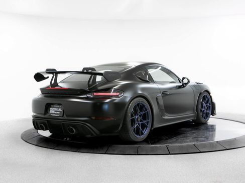 Used 2024 Porsche 718 Cayman GT4 RS RWD image 7