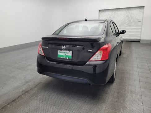 Used 2018 Nissan Versa SV image 7