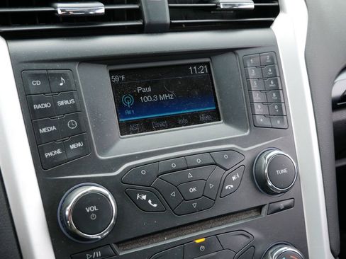 Used 2015 Ford Fusion SE w/ Equipment Group 201A image 18