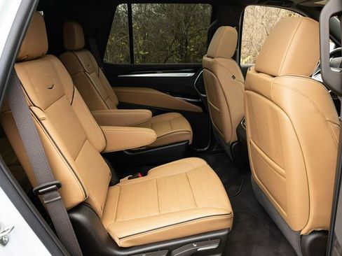 Used 2026 Cadillac Escalade Luxury w/ Touring Package image 79