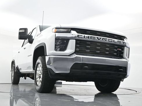 Used 2023 Chevrolet Silverado 2500 LT AWD/4WD image 45