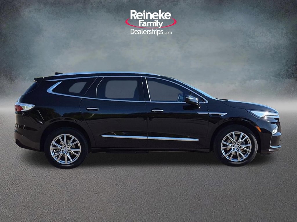 Used 2024 Buick Enclave Essence w/ Experience Buick Package AWD/4WD image 5