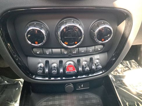 Used 2022 MINI Cooper Clubman S AWD/4WD image 20