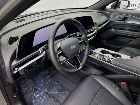 Used 2024 Cadillac Lyriq Tech image 12