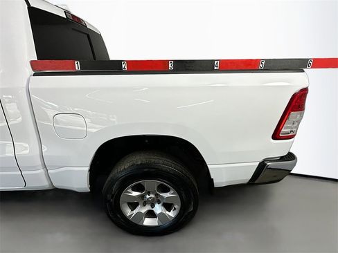 Used 2019 RAM 1500 Big Horn image 29