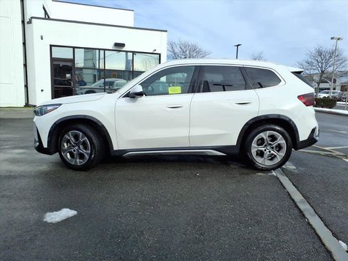 Used 2025 BMW X1 xDrive28i image 8