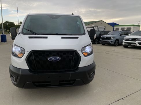 Used 2023 Ford Transit 250 Low Roof w/ Load Area Protection Package RWD image 2