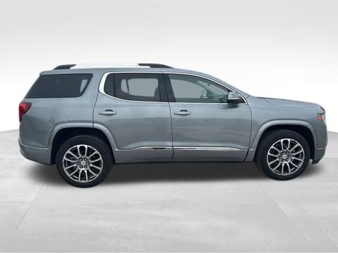 Used 2023 GMC Acadia Denali w/ Trailering Package image 9