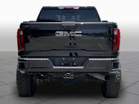 Used 2024 GMC Sierra 2500 Denali Ultimate AWD/4WD image 5