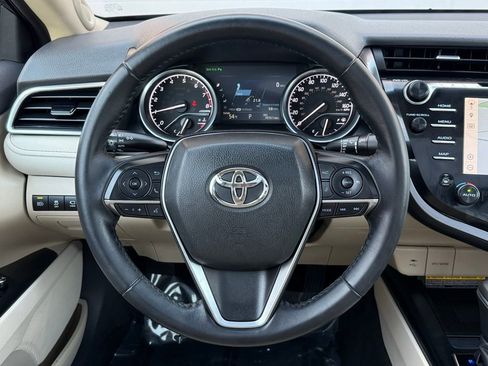 Used 2018 Toyota Camry XLE w/ Driver Assist Package image 29