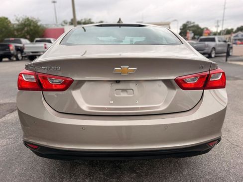 Used 2025 Chevrolet Malibu LT FWD image 7